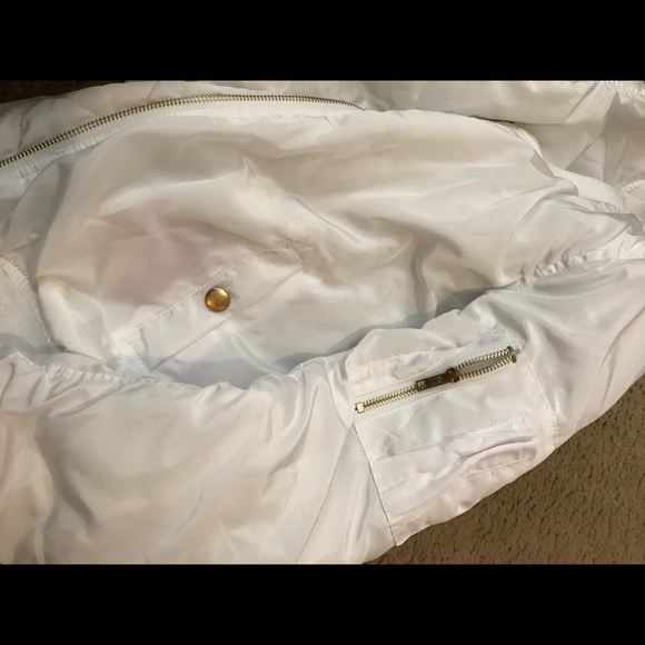 Bomber jacket - Picture 2 of 4